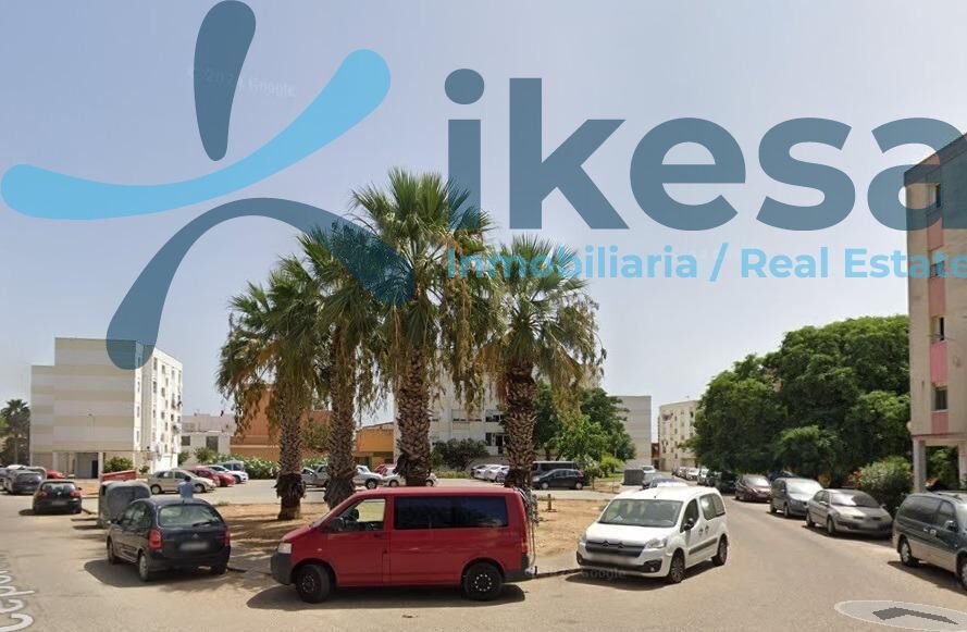 Aparcament de Pis en venda en La Línea de la Concepción