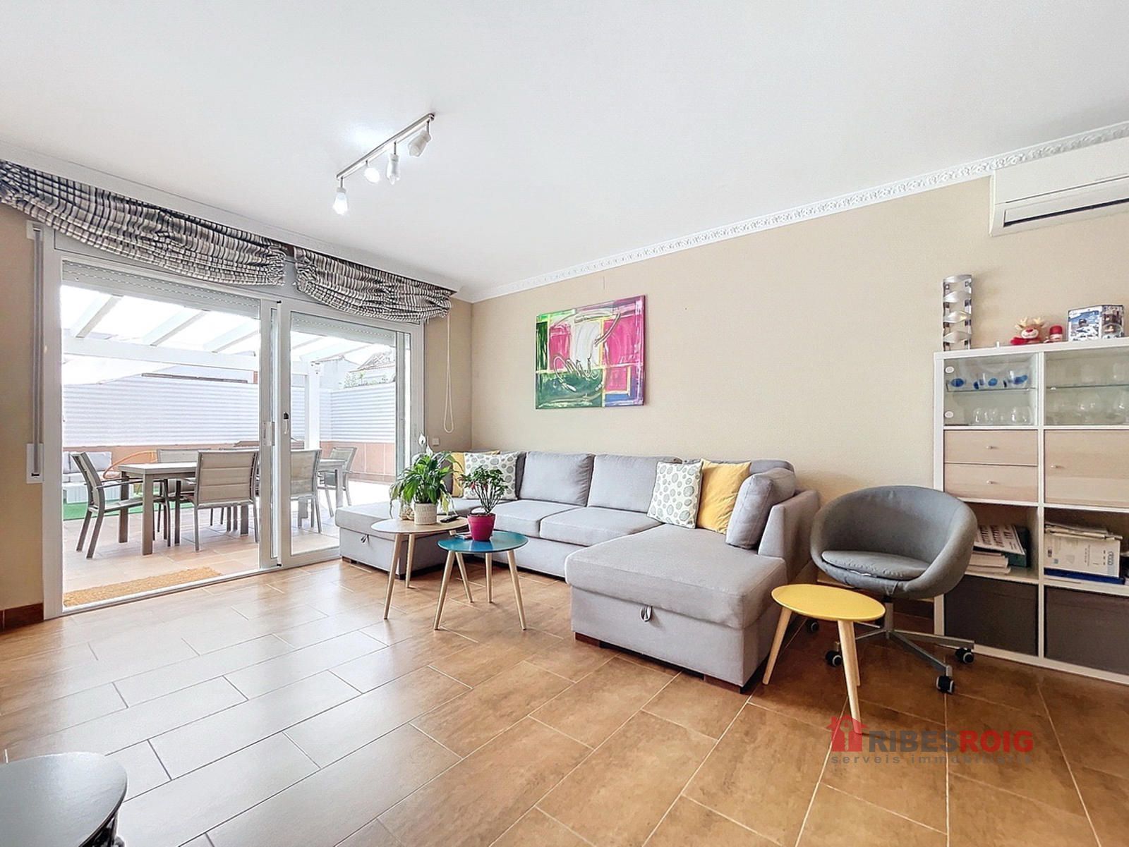 Single-family semi-detached for sale in Ildefons Cerda, Centre