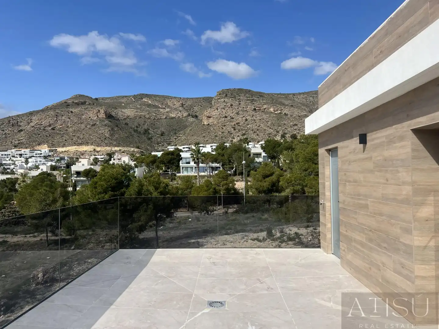 Detached house with terrace for sale in de Londres, imagen 12