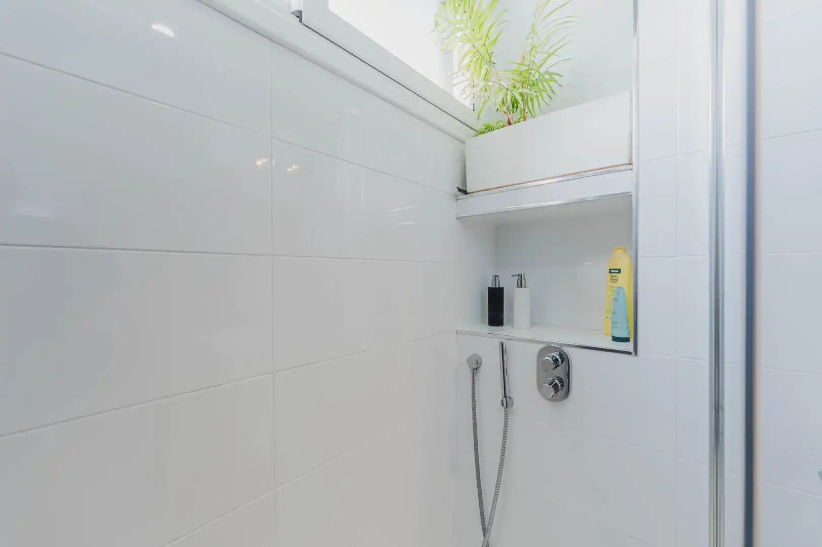Bathroom of Flat for sale in Barcelona  with Air Conditioner, Heating and Parquet flooring