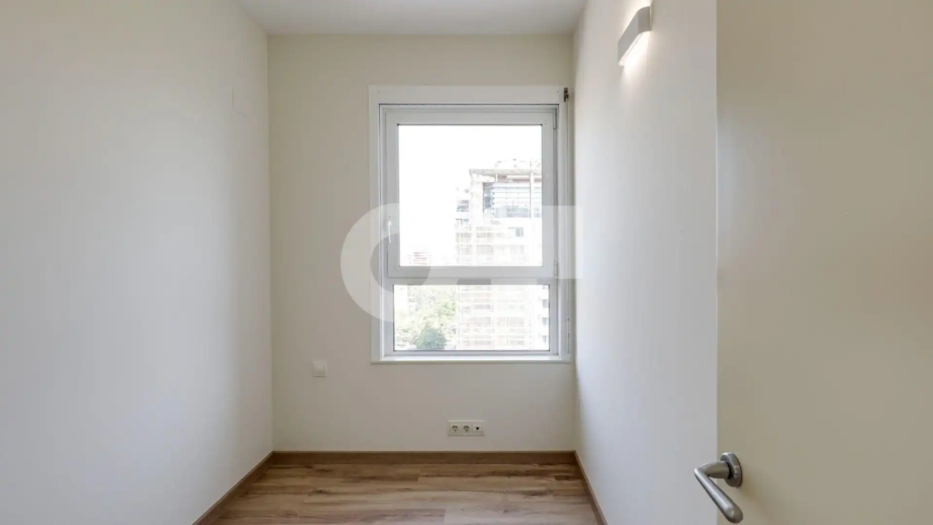 Schlafzimmer von Wohnungen zum Verkauf in Barcelona mit Heizung, Terrasse und Abstellraum