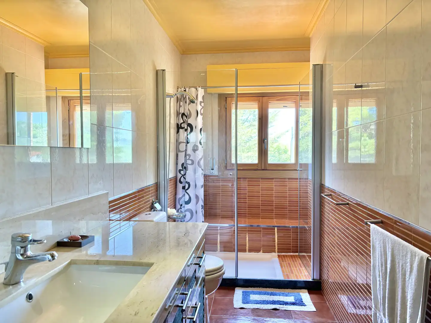 Baño de Piso en venta en Ortigosa de Cameros con Calefacción, Amueblado y Balcón