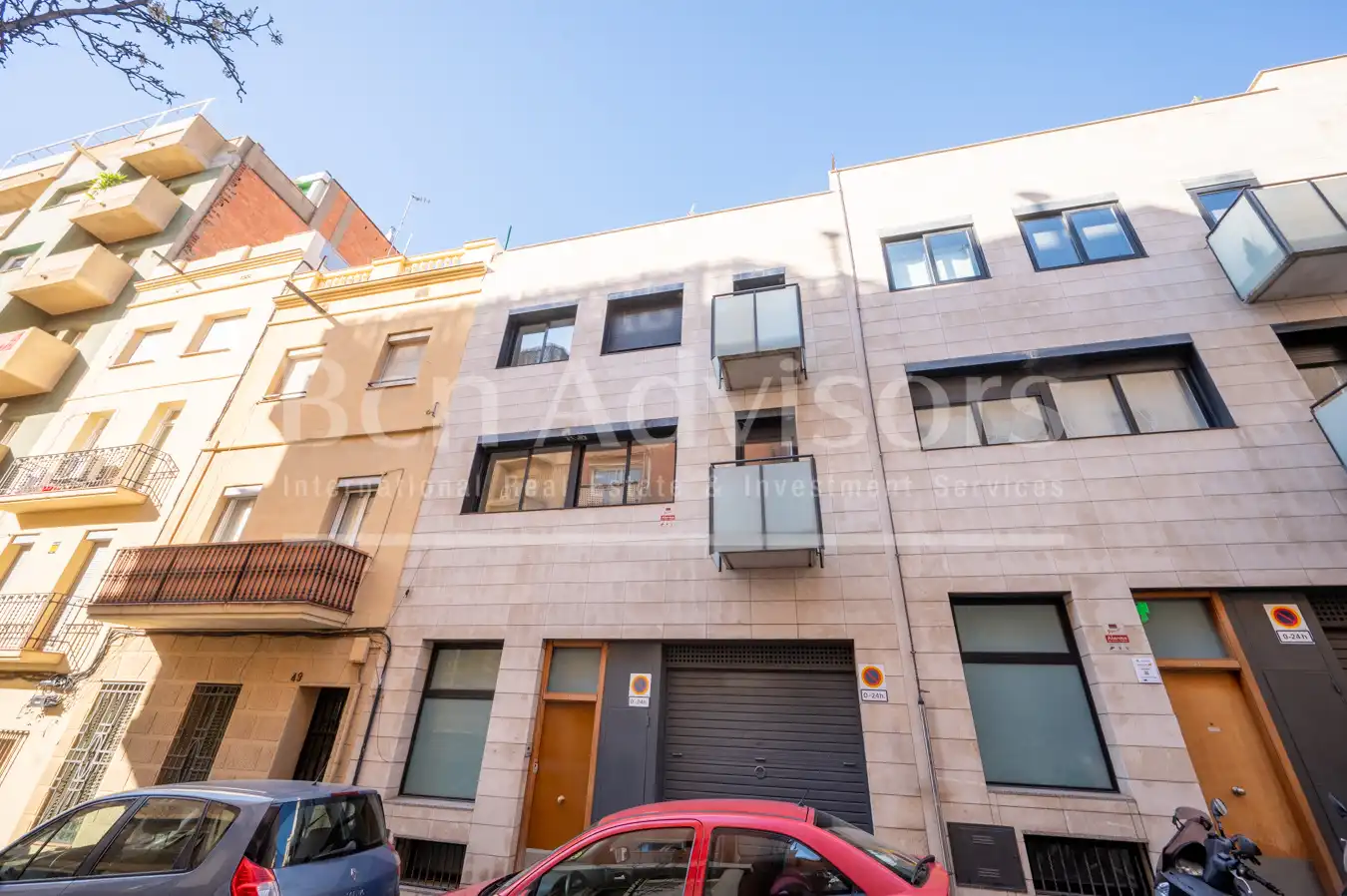 Vista exterior de Casa o xalet en venda en Barcelona amb Aire condicionat, Parquet i Terrassa