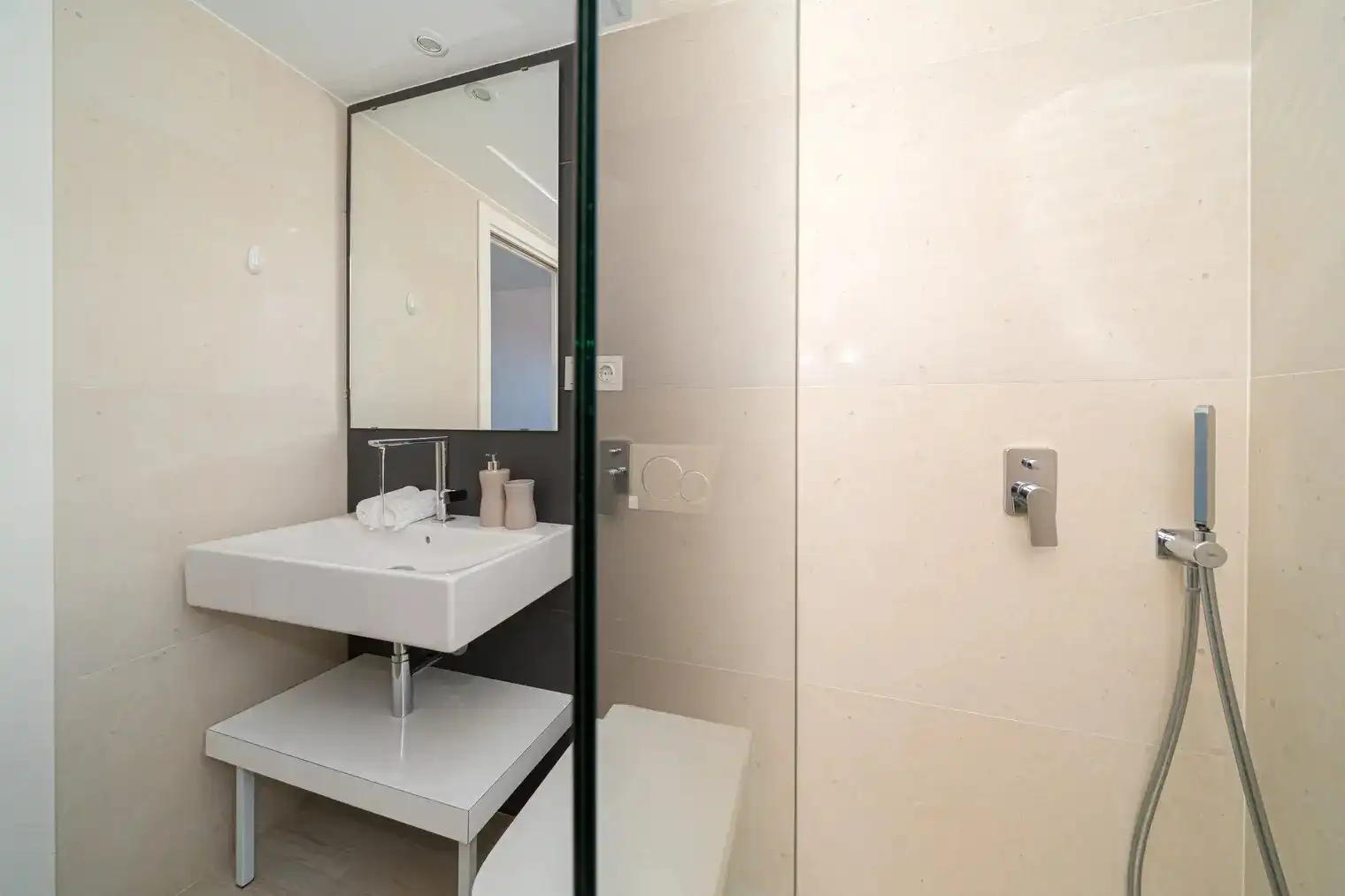 Baño de Casa o chalet en venta en Finestrat con Aire acondicionado, Calefacción y Jardín privado
