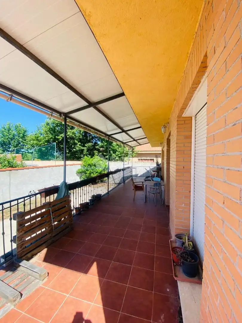 Terrasse von Haus oder Chalet zum Verkauf in Escalona mit Klimaanlage, Abstellraum und Balkon