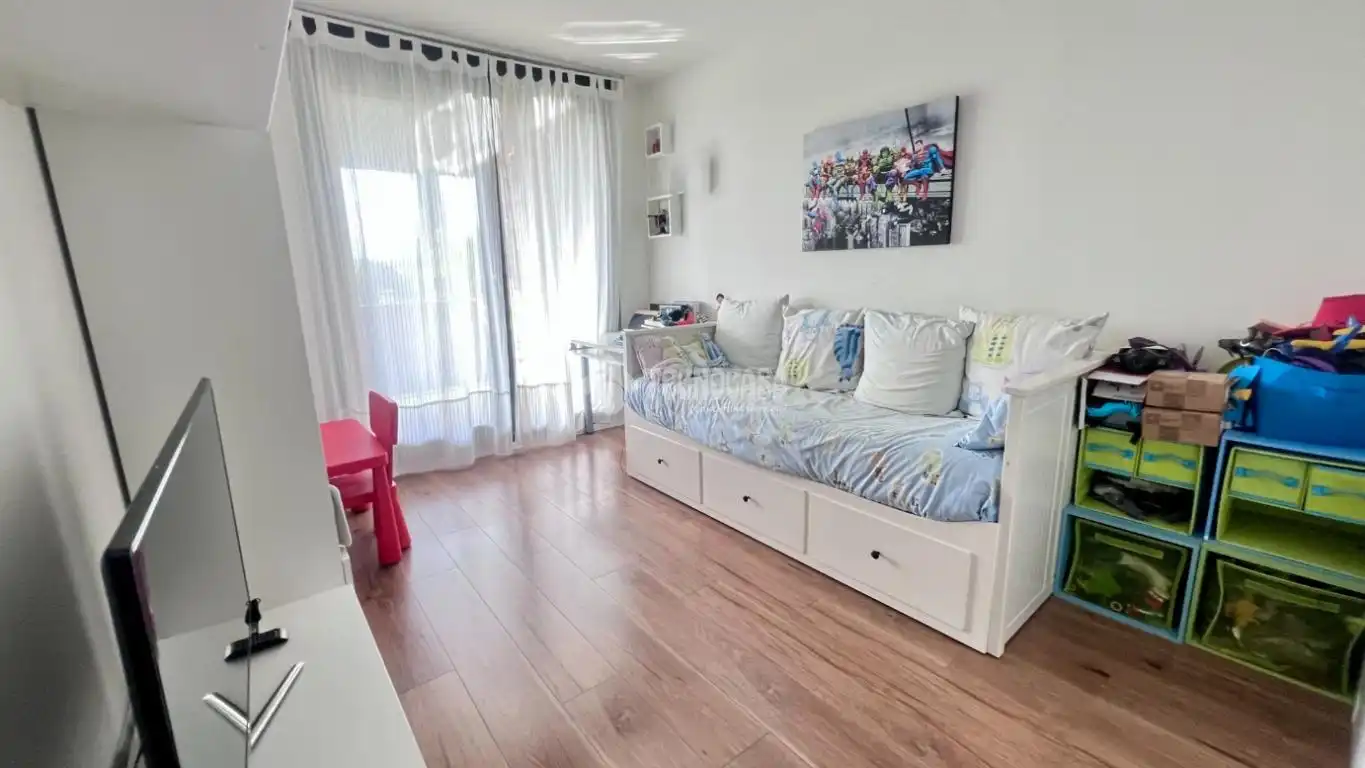 Habitación de Piso en venta en Alcalá de Henares con Terraza