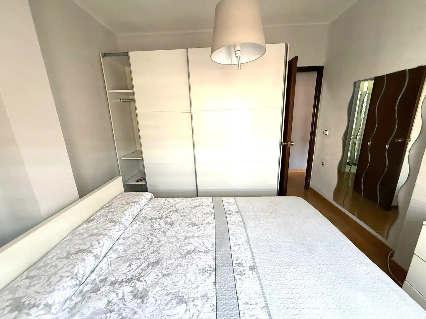 Habitación de Piso en venta en Málaga con Terraza, Amueblado y Balcón