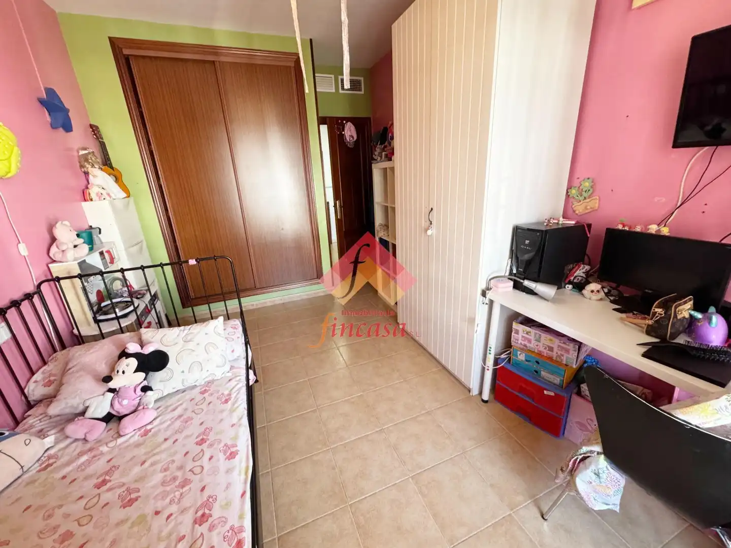 Habitación de Casa o chalet en venta en Ronda con Calefacción, Trastero y Balcón