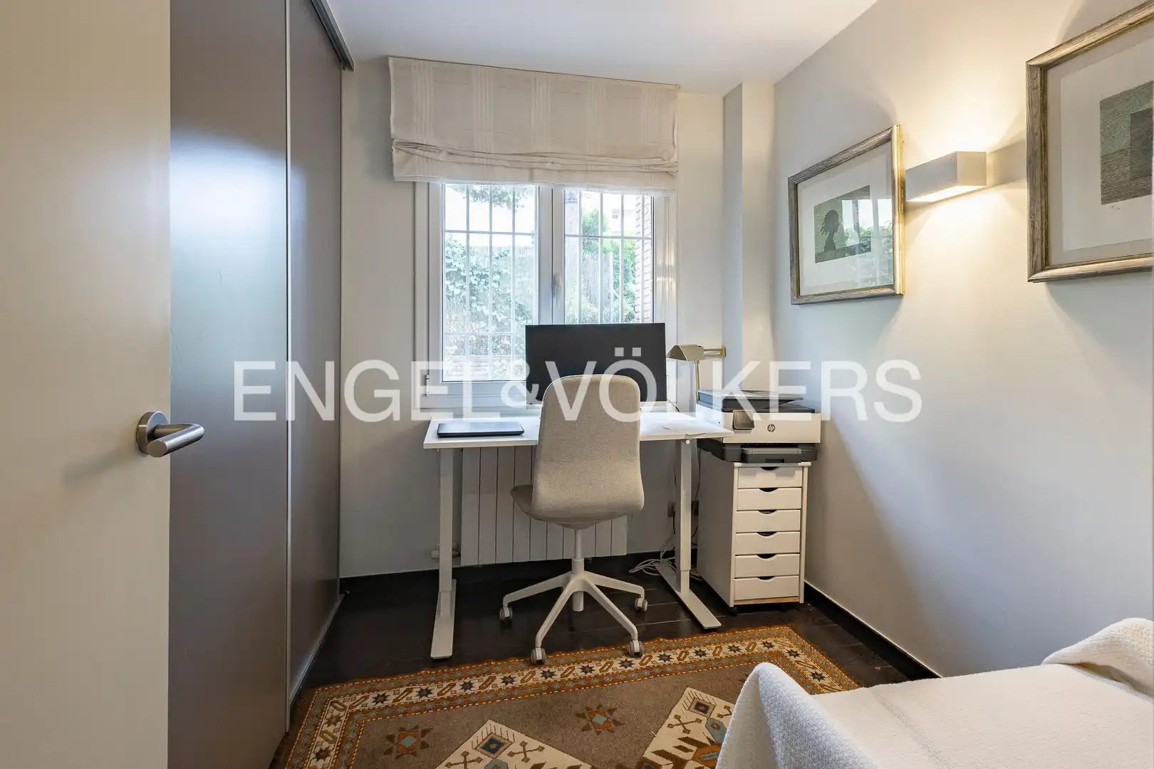Dormitori de Apartament en venda en Esplugues de Llobregat amb Aire condicionat, Calefacció i Jardí privat