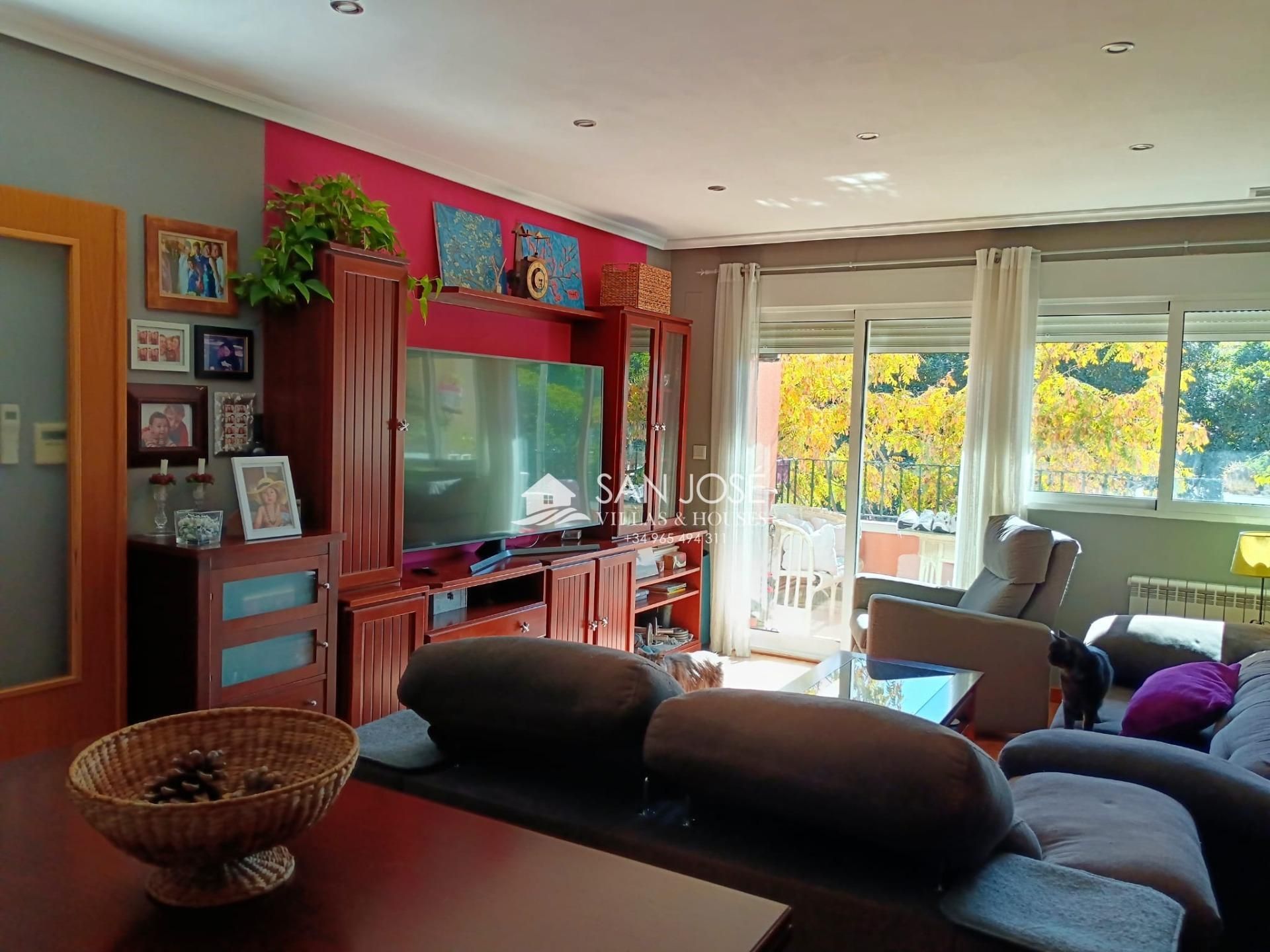 Living room of Flat for sale in Aspe  with Air Conditioner, Heating and Storage room