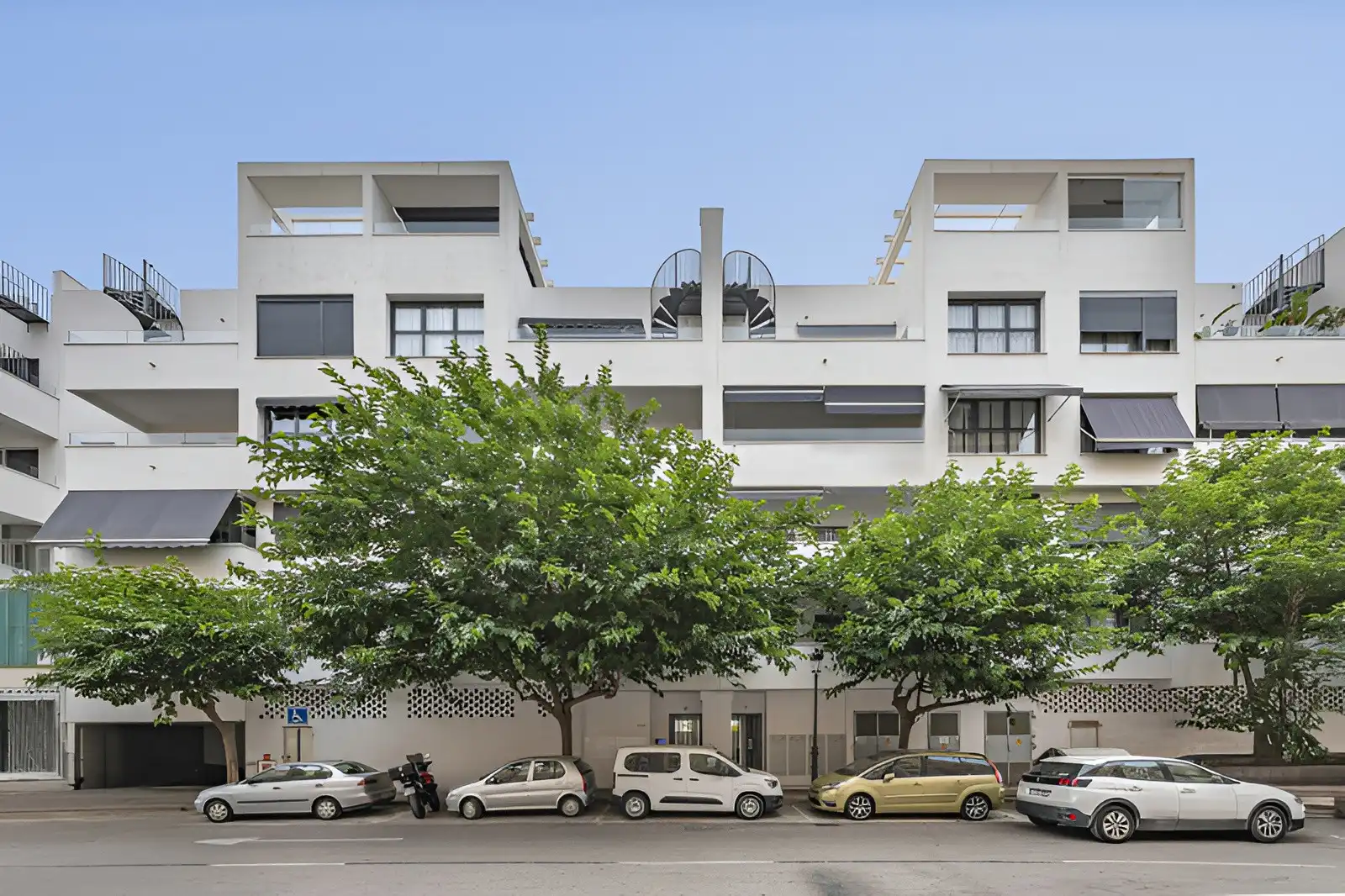Apartament amb piscina en venda a Estepona Pueblo, imagen 25