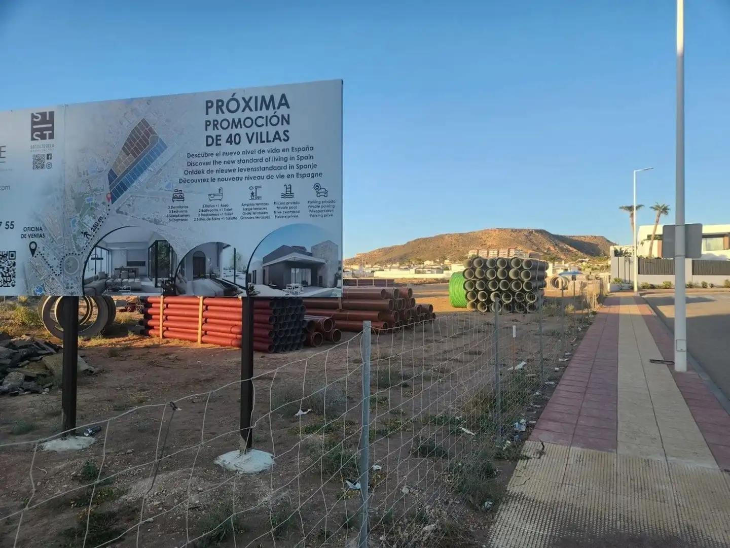 Vista exterior de Àtic en venda en Pulpí amb Aire condicionat, Terrassa i Piscina