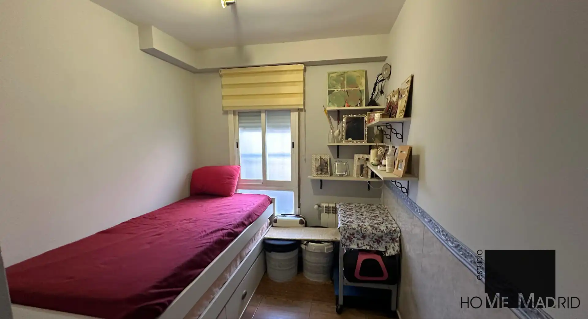 Bedroom of Flat for sale in Madrid  with Air Conditioner and Heating