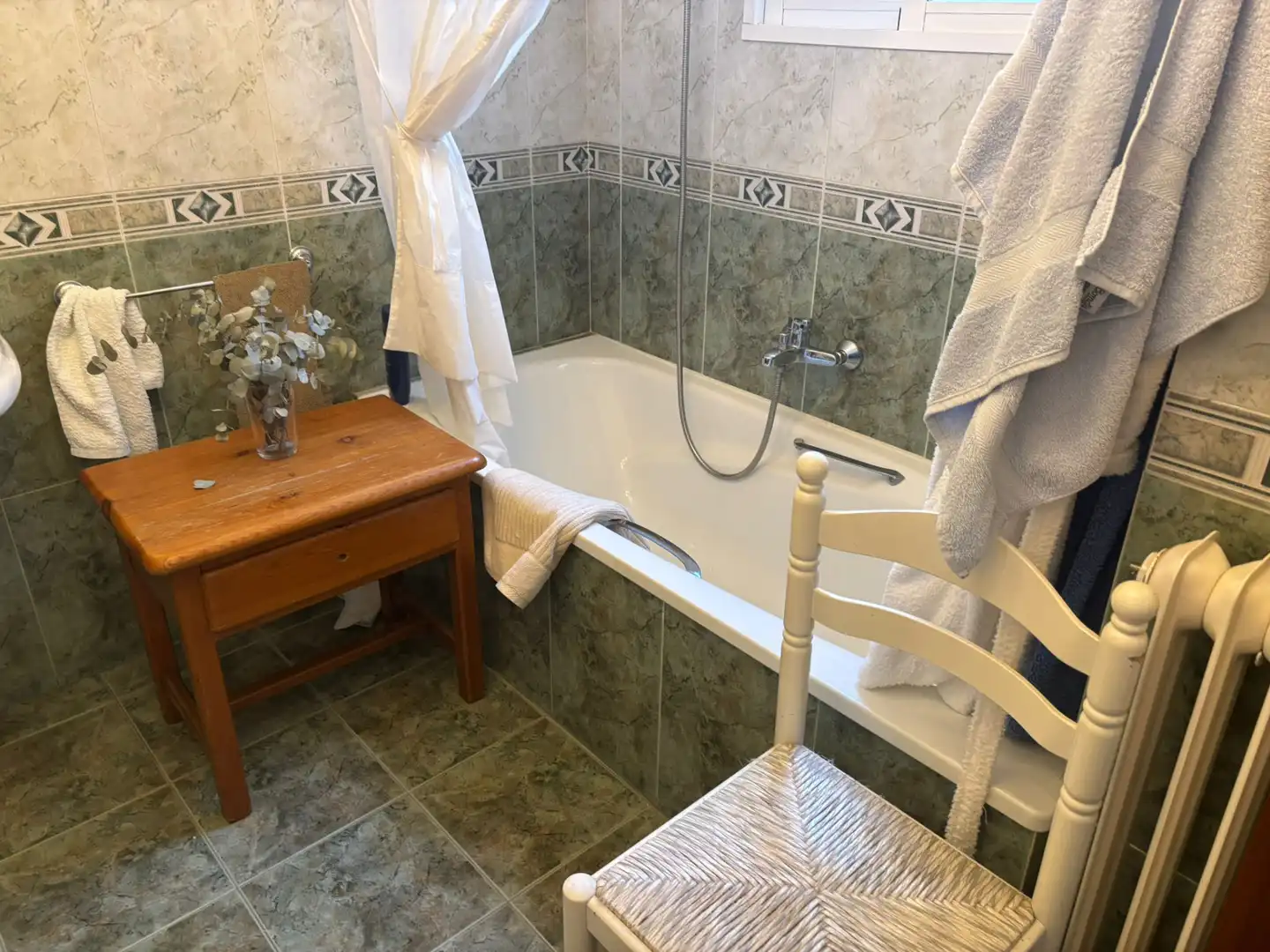 Badezimmer von Wohnung zum Verkauf in Villarrobledo mit Heizung, Terrasse und Möbliert