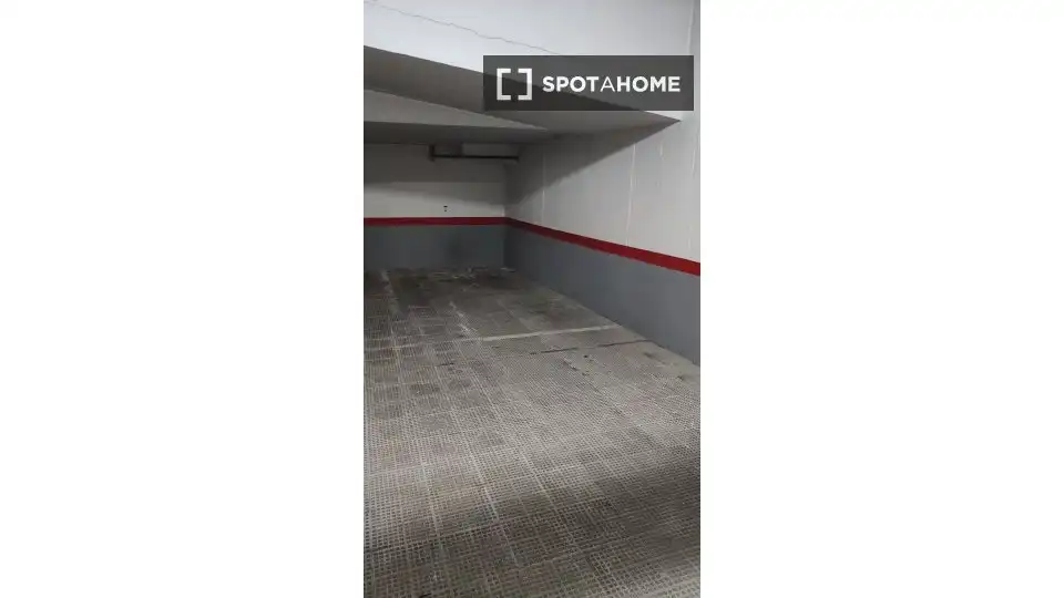 Habitació a Rosaleda - Juventud