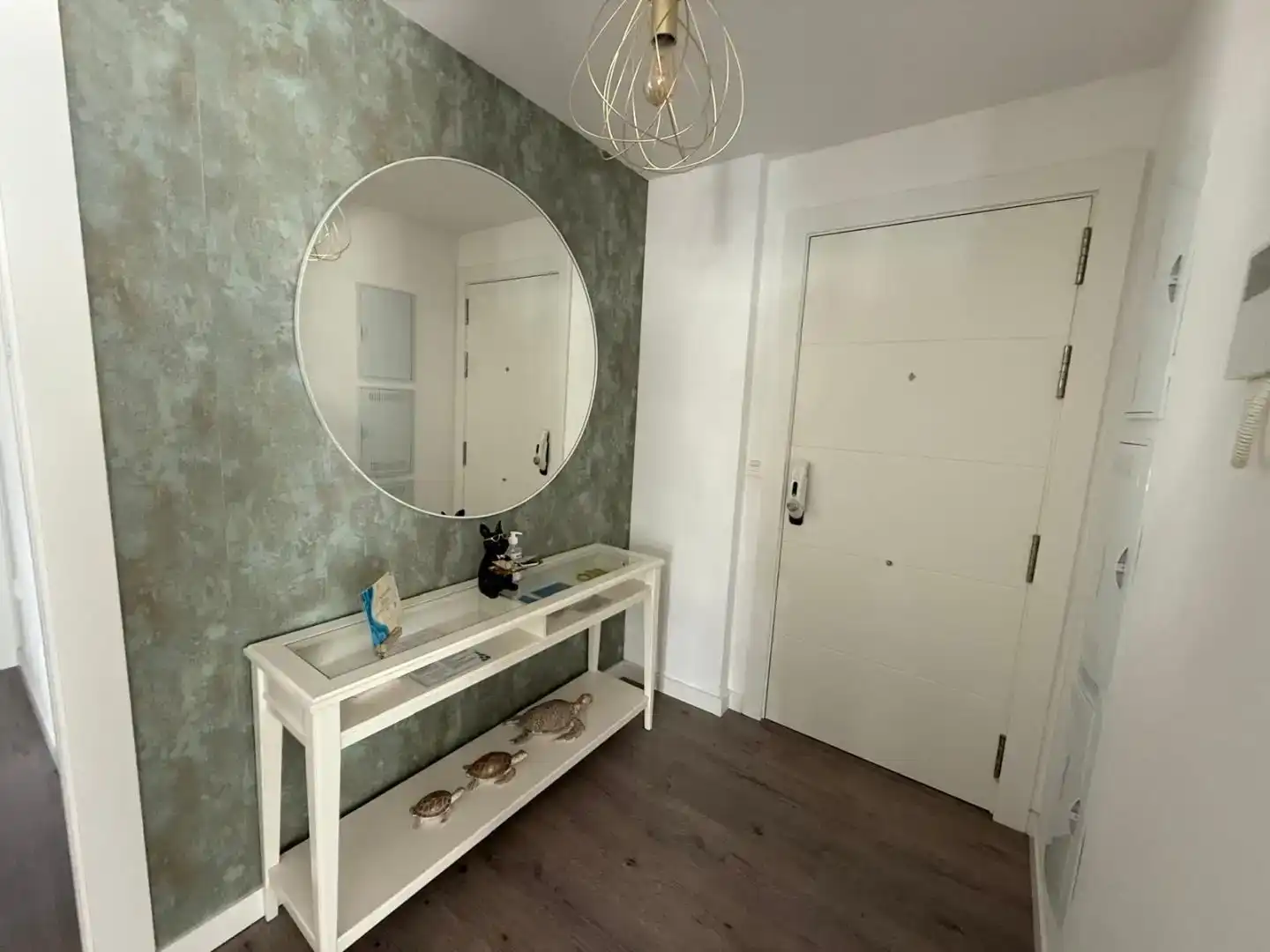 Wohnung zur Miete in Motril mit Klimaanlage, Schwimmbad und Balkon