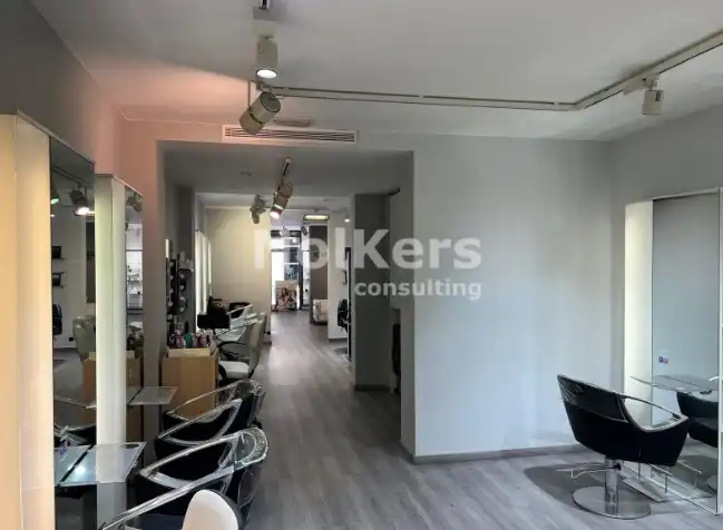 Local comercial en venta en Eixample, imagen 2