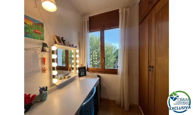 Bedroom of Apartments for sale in Empuriabrava  with Air Conditioner, Terrace and Furnished