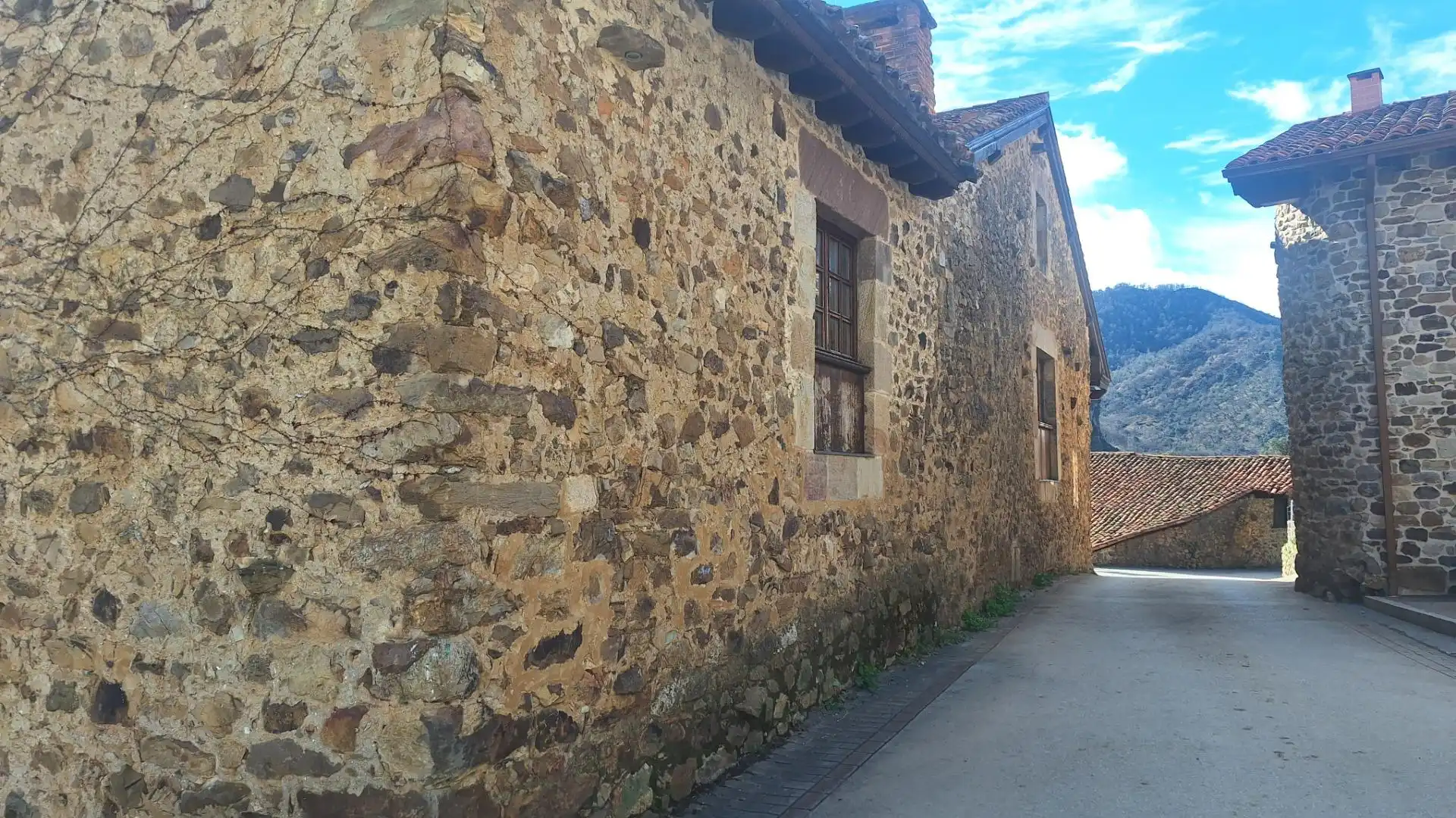 Exterior view of Houses for sale in Camaleño  with Heating, Private garden and Terrace