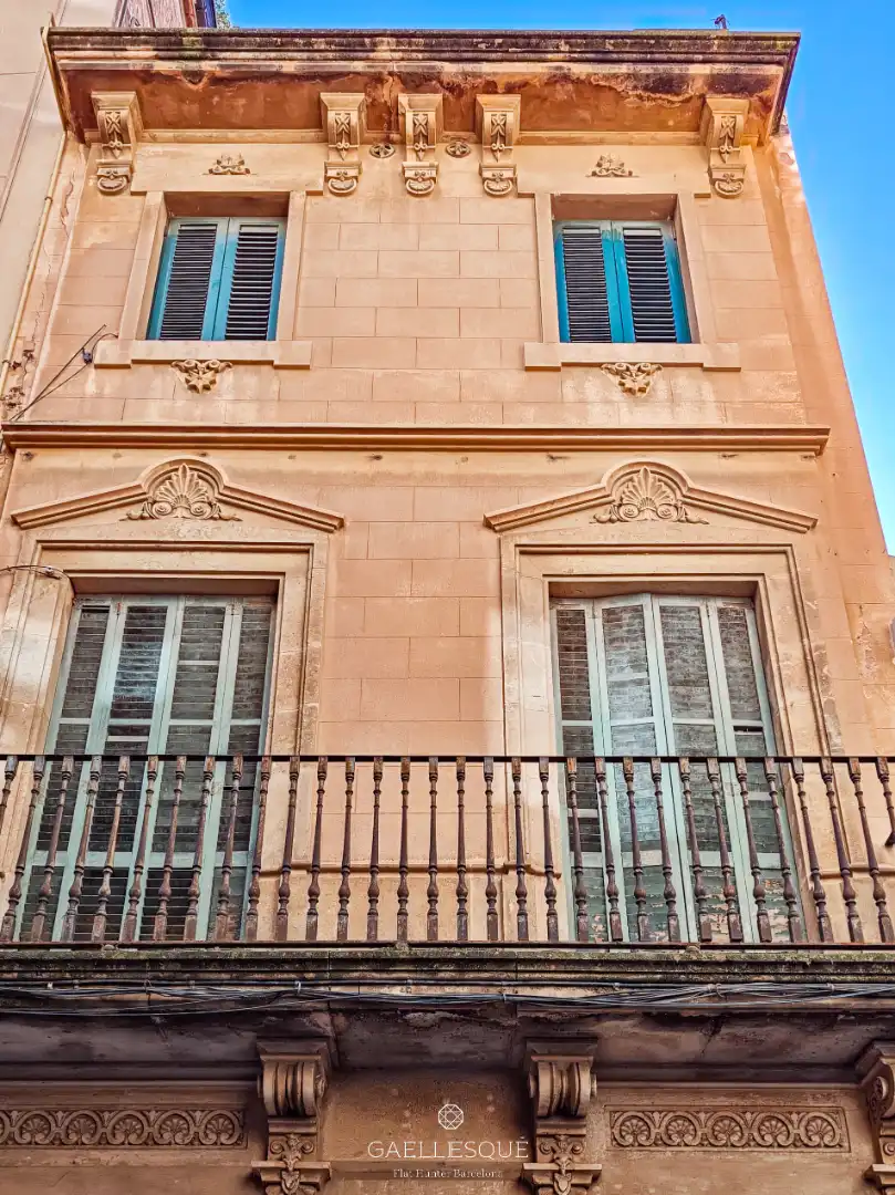 Vista exterior de Casa adosada en venda en Barcelona amb Calefacció, Jardí privat i Terrassa