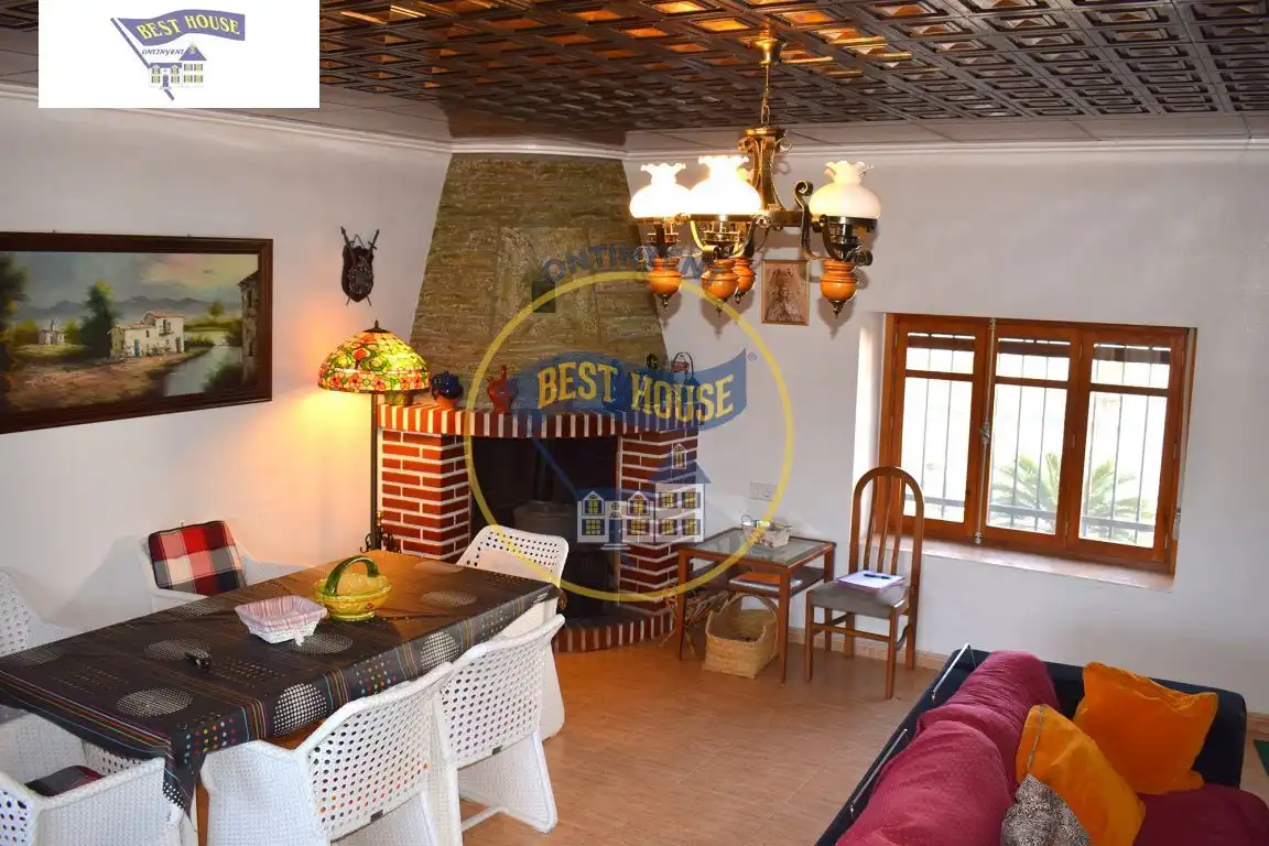 Vista exterior de Casa o chalet en venta en Ontinyent con Aire acondicionado, Jardín privado y Terraza