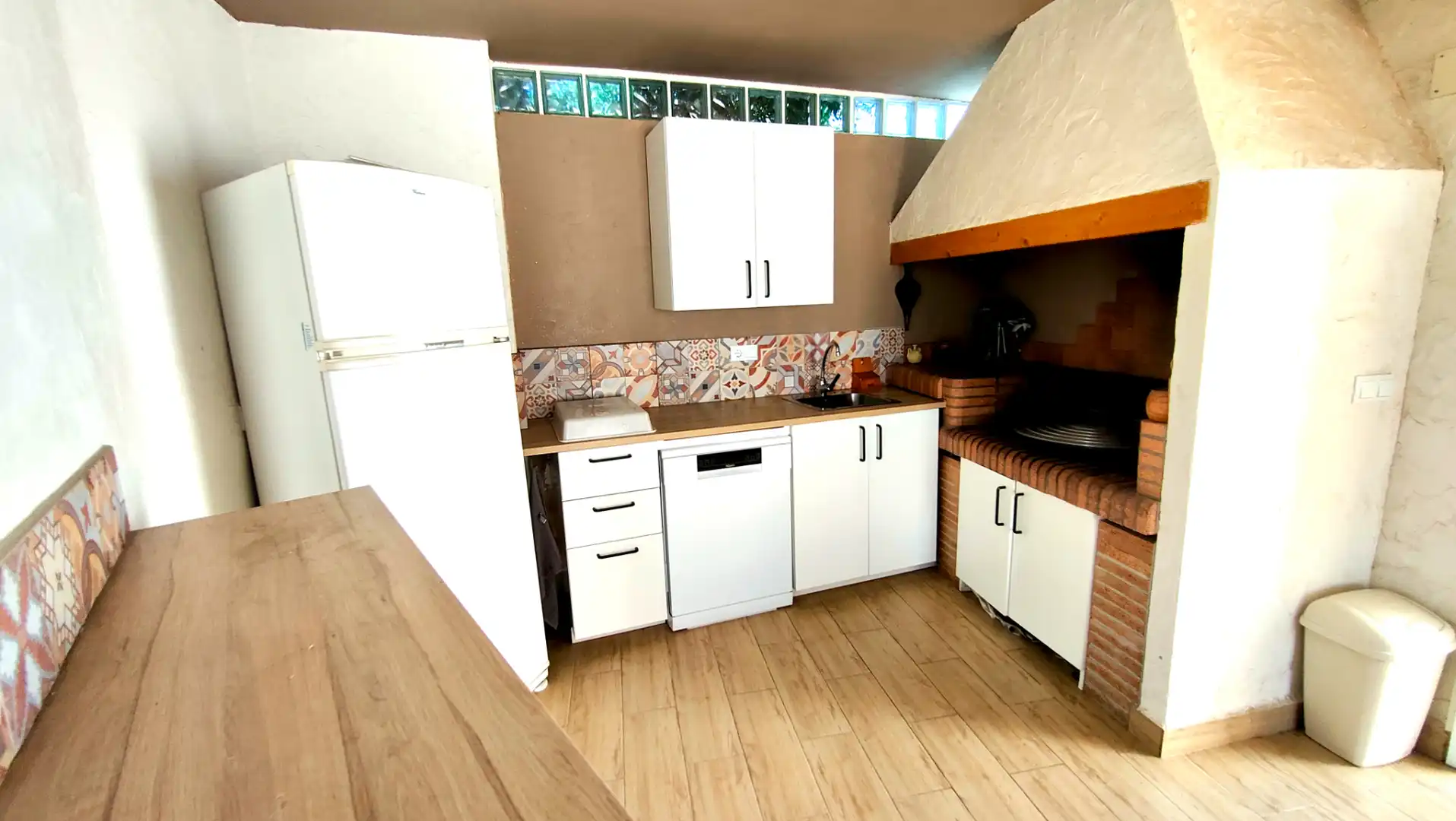 Cuina de Casa o xalet en venda en Elche / Elx amb Aire condicionat, Calefacció i Jardí privat