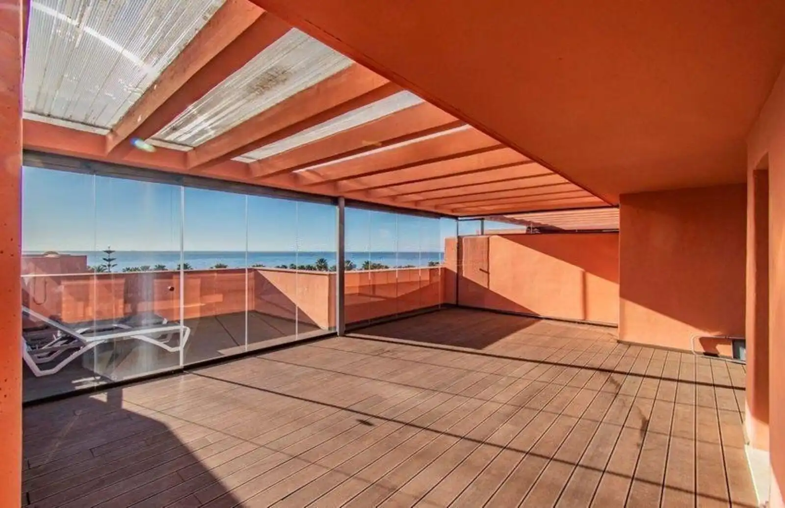 Apartamento con piscina en venta en Estepona Pueblo