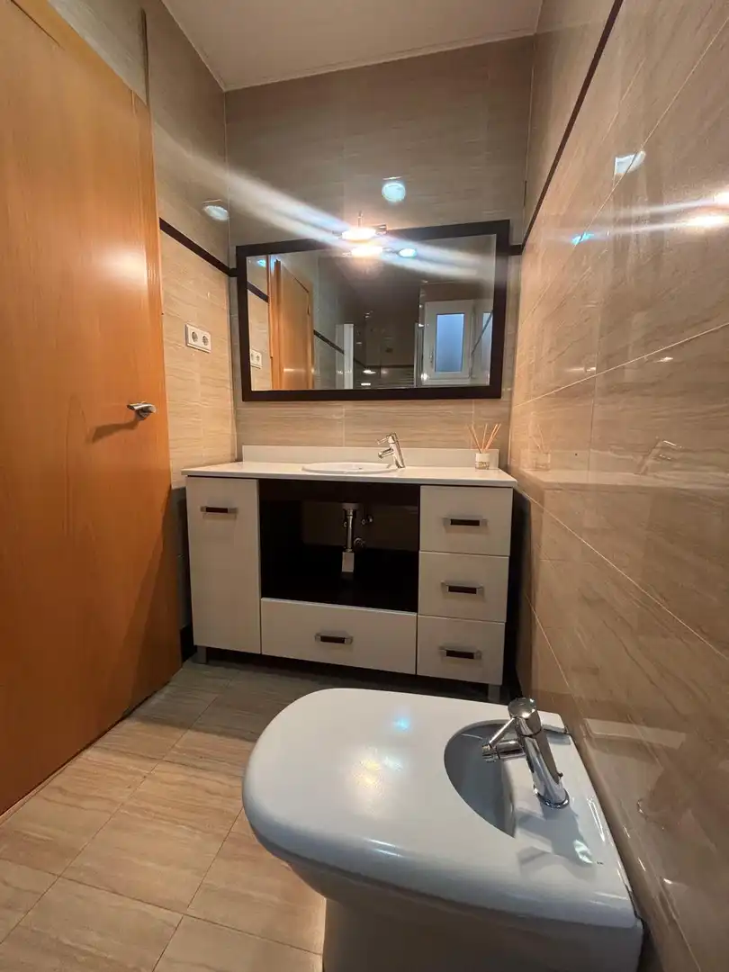 Bathroom of Flat for sale in Sabadell  with Heating
