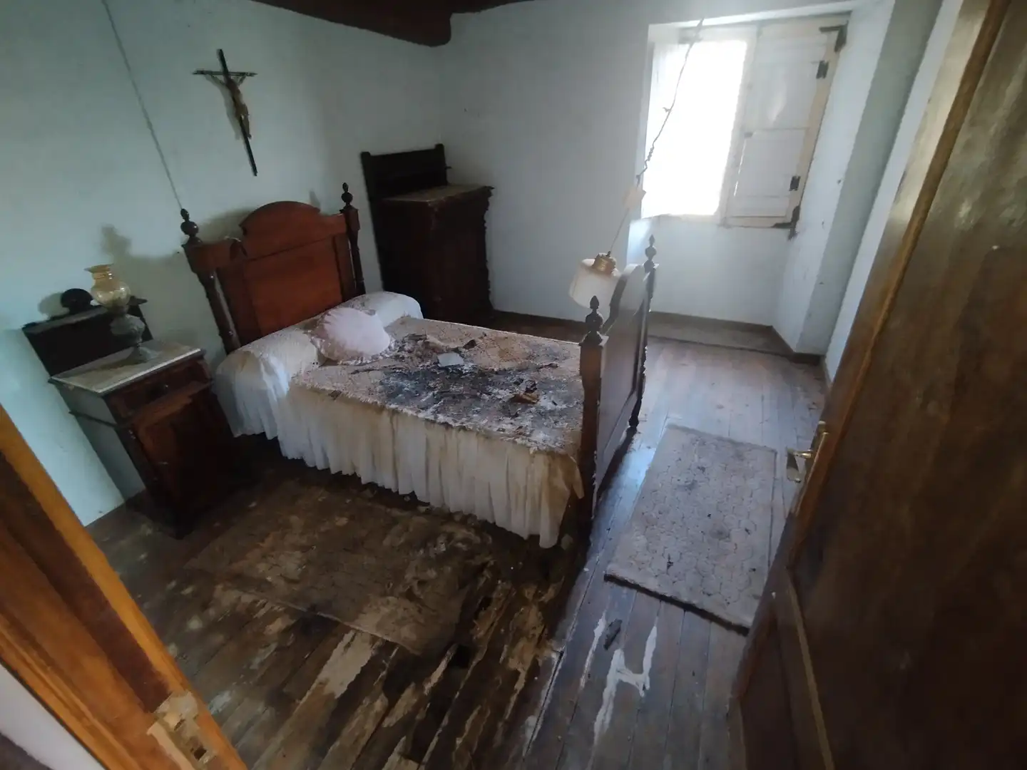 Bedroom of Country homes for sale in Viveiro  with Private garden