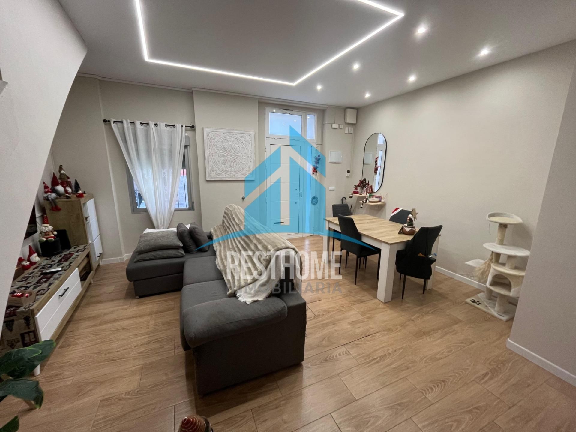 Living room of House or chalet for sale in Cullera  with Air Conditioner, Terrace and Balcony