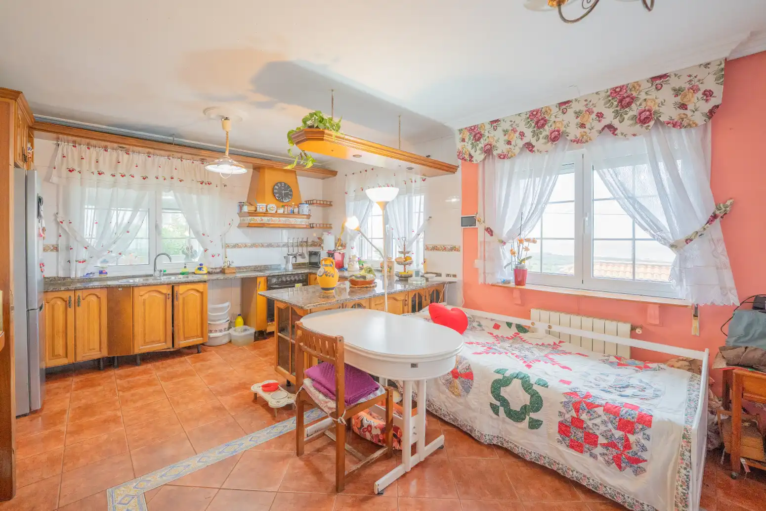 Kitchen of Houses for sale in Cueto