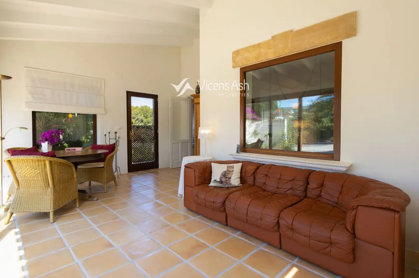 Living room of Houses for sale in Jávea / Xàbia  with Air Conditioner, Heating and Storage room