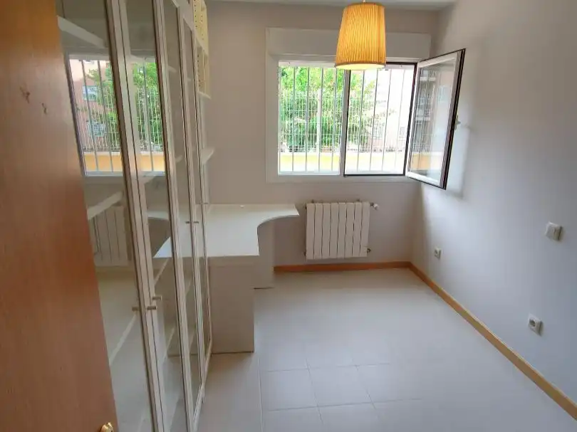 Bedroom of Flat for sale in Centro Comercial - Hospital