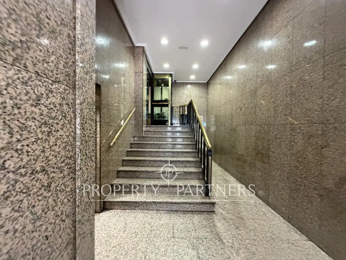 Office for rent in Madrid  with Heating and Furnished