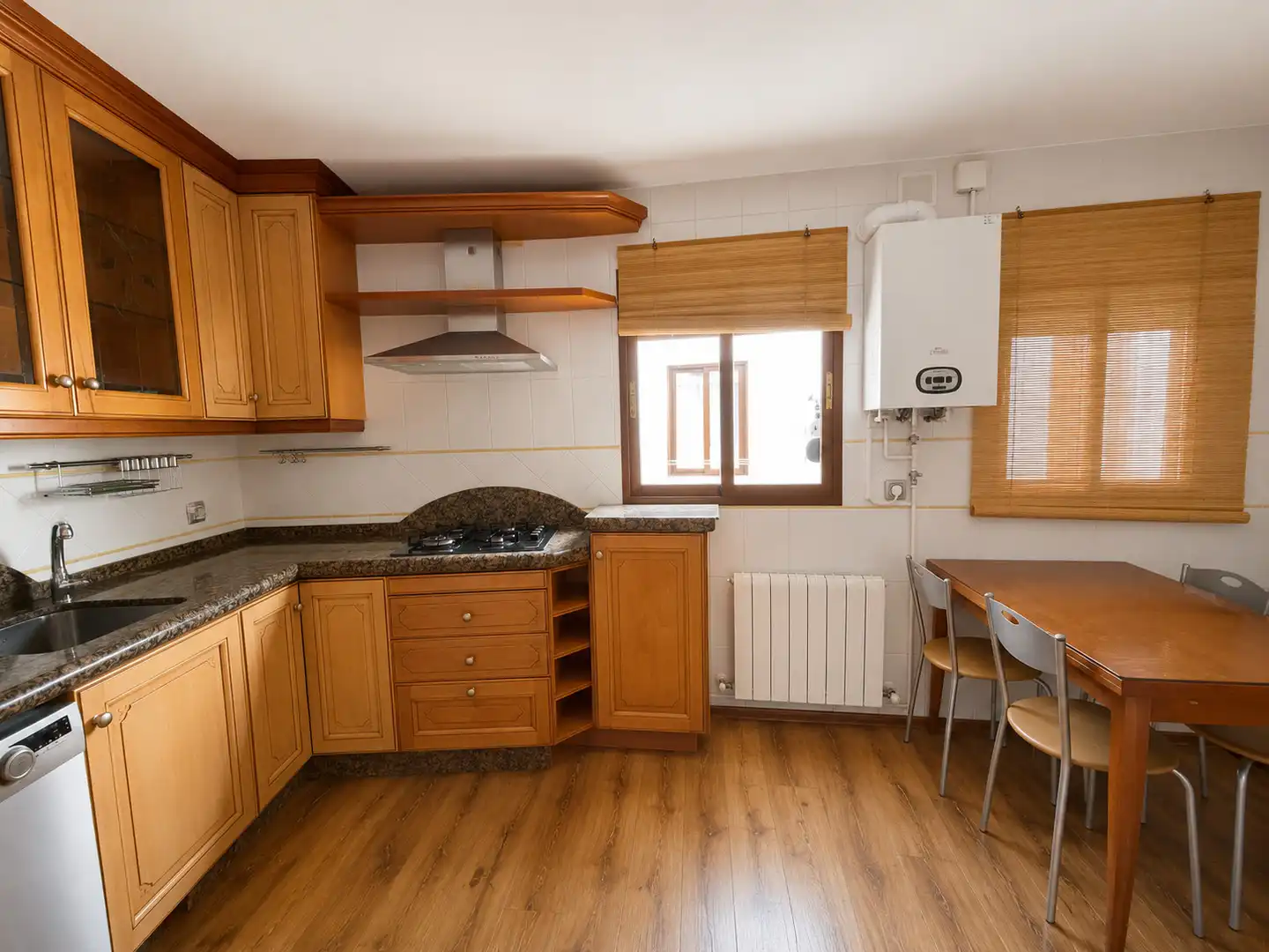 Cocina de Piso en venta en Andújar con Aire acondicionado, Calefacción y Balcón