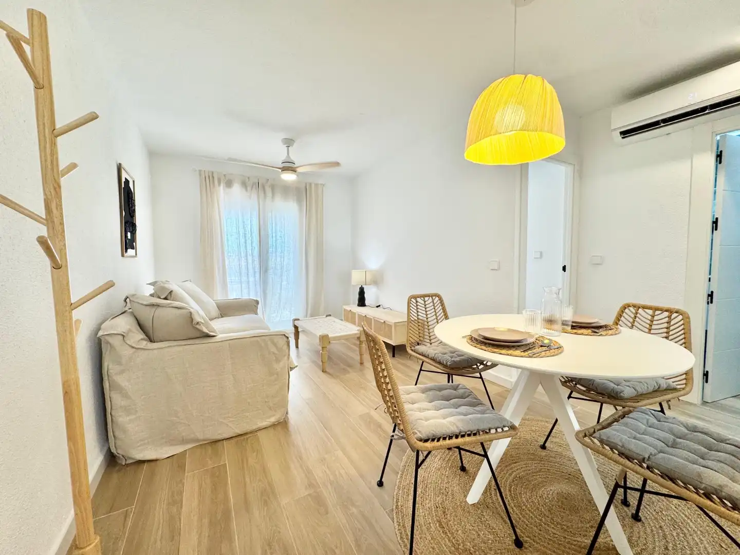 Wohnzimmer von Wohnungen zur Miete in San Javier mit Klimaanlage, Terrasse und Schwimmbad