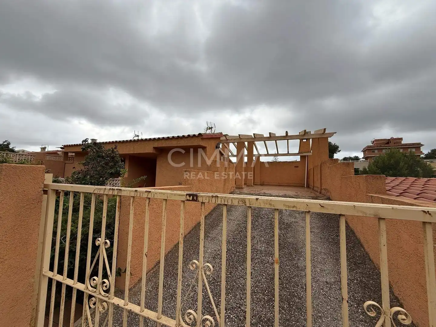 Houses for sale in La Nucia  with Storage room