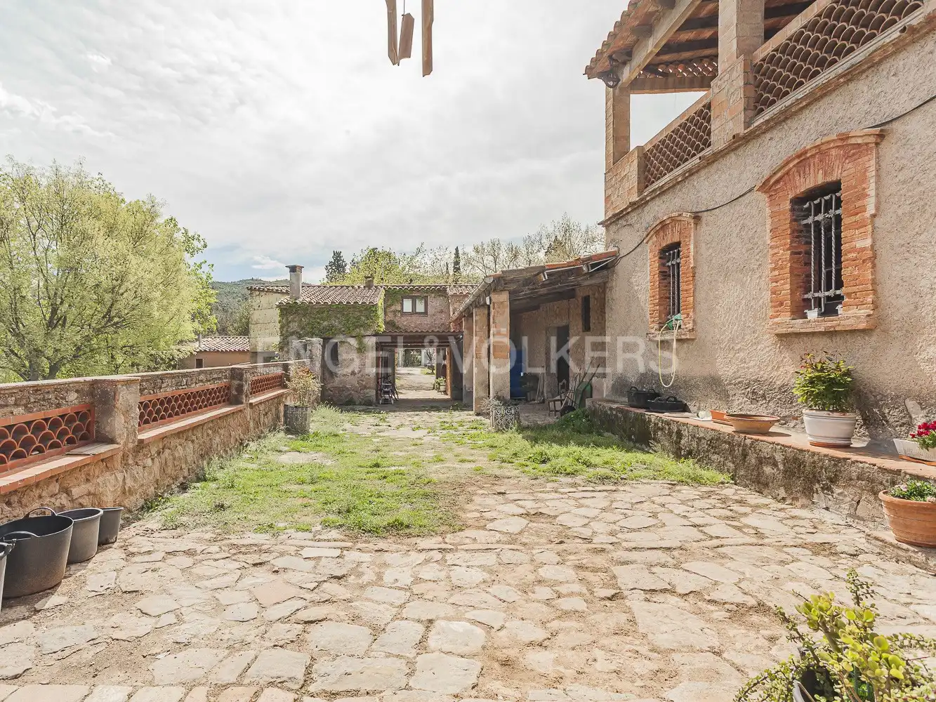 Vista exterior de Casa o chalet en venta en Vacarisses con Calefacción y Jardín privado