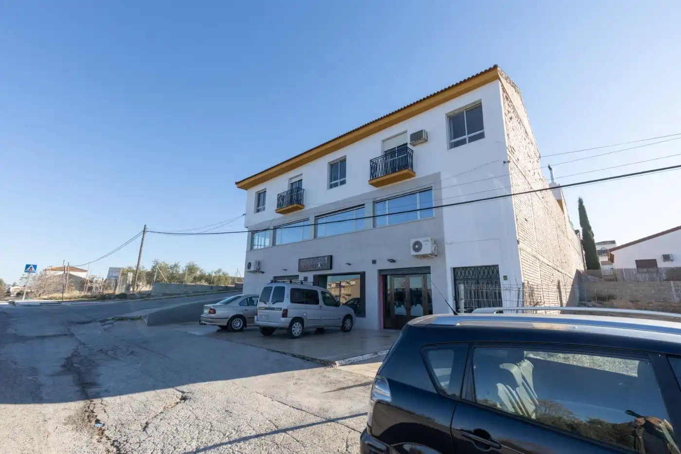 Außenansicht von Wohnung zum Verkauf in Moraleda de Zafayona mit Klimaanlage, Terrasse und Balkon