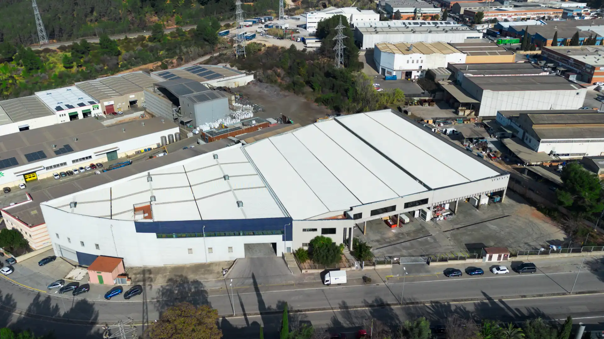 Nave industrielle avec ascenseur à louer à Zona Industrial