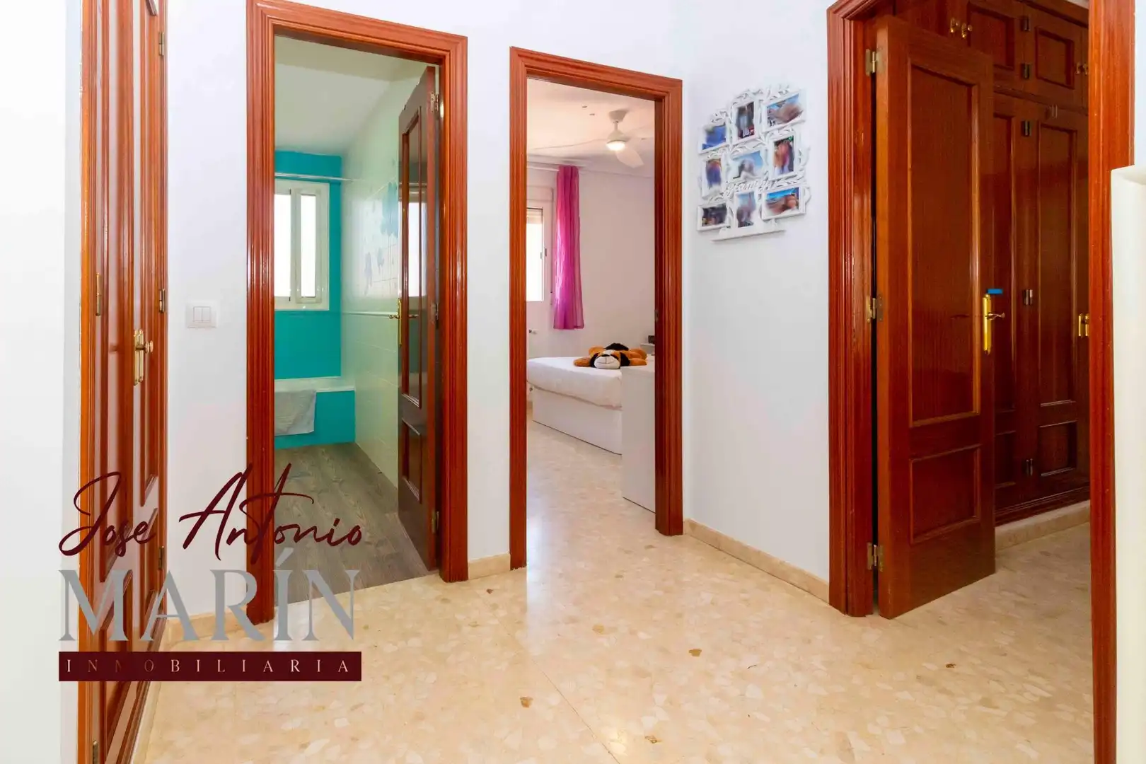 Casa adosada en venta en Badajoz con Aire acondicionado, Calefacción y Trastero