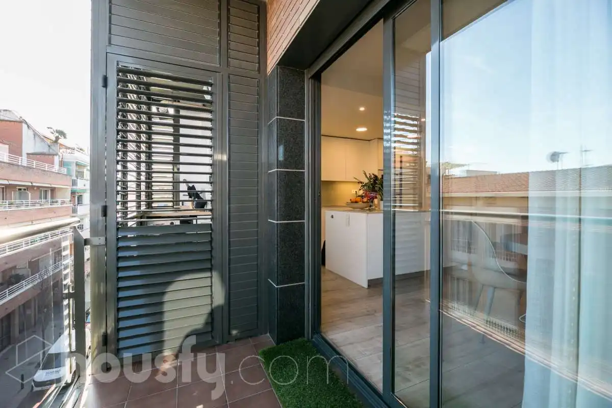 Terrace of Attic for sale in Sant Joan Despí  with Air Conditioner, Heating and Parquet flooring