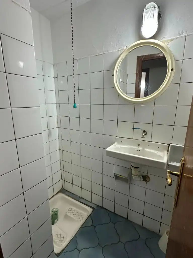 Baño de Piso en venta en Gijón  con Parquet, Amueblado y Lavadora