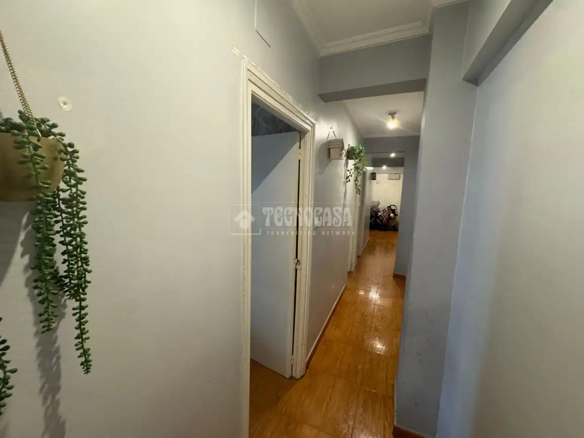 Piso en venta en Bilbao  con Balcón