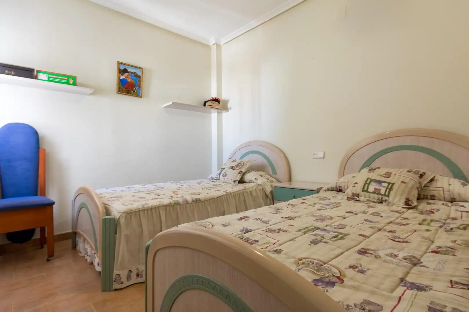 Habitación de Apartamento de alquiler en Los Montesinos con Aire acondicionado y Terraza
