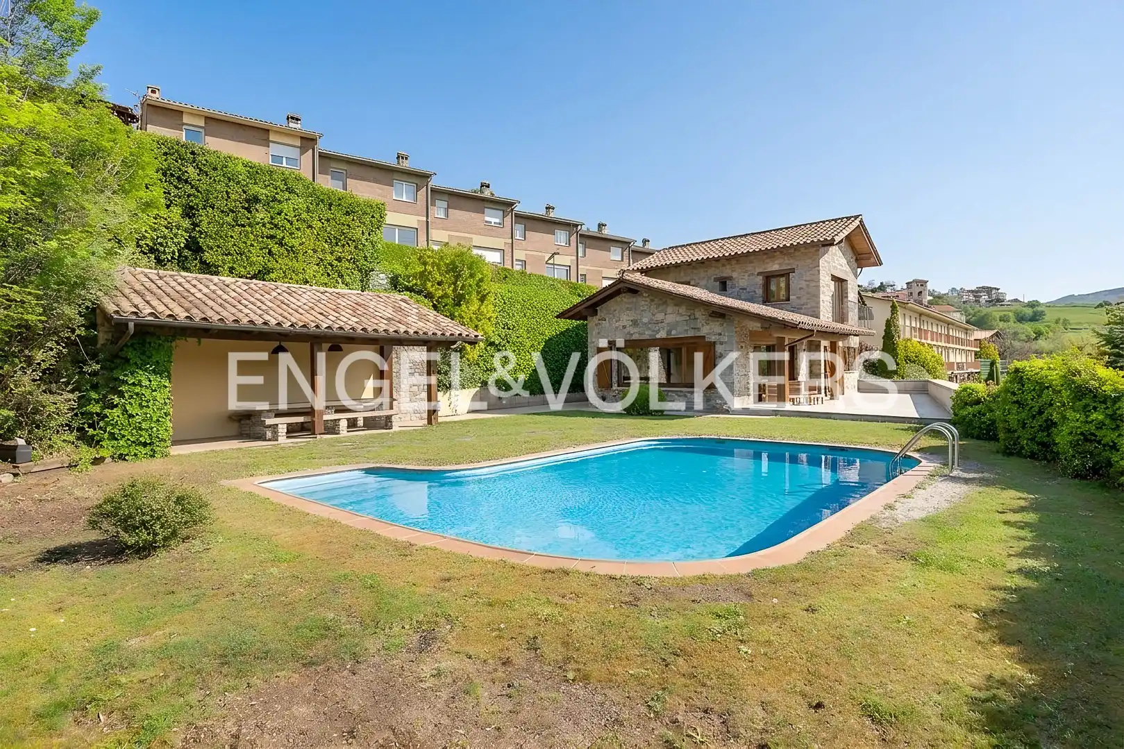 Vista exterior de Casa o chalet en venta en Molló con Calefacción, Jardín privado y Balcón