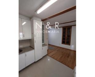 Flat to rent in Santiago de Compostela   with Heating, Terrace and Furnished