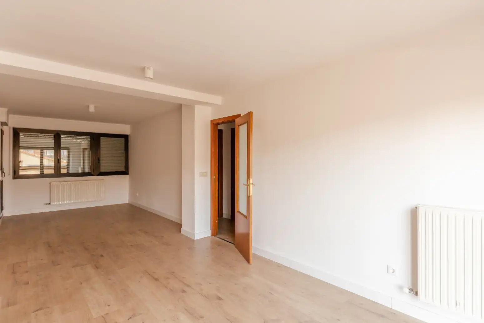 Pis en venda en  Pamplona / Iruña amb Calefacció, Parquet i Terrassa