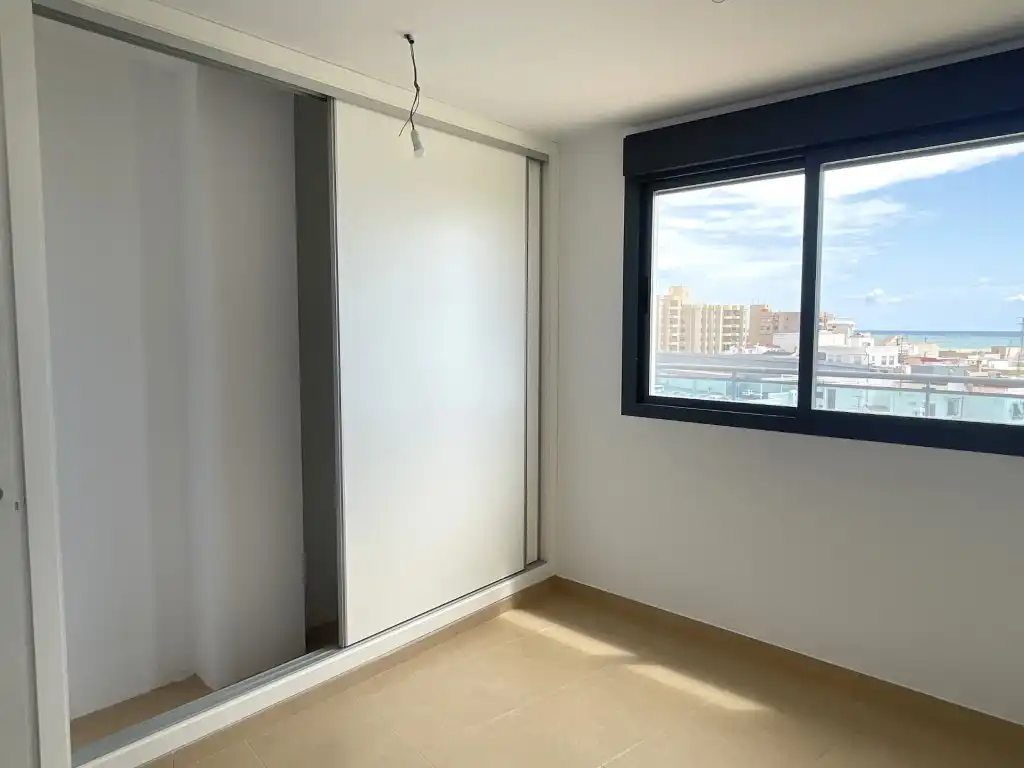 Habitación de Ático en venta en Garrucha con Jardín privado, Terraza y Piscina comunitaria