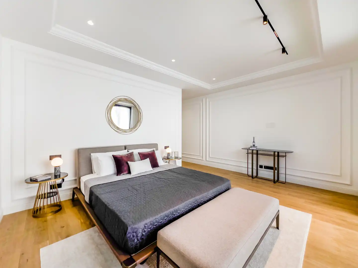 Schlafzimmer von Haus oder Chalet zum Verkauf in Marbella mit Klimaanlage, Heizung und Privatgarten